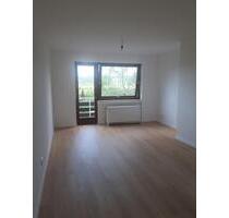 helle 2 Zimmerwohnung mit Balkon, 43qm, EBK - Trier West-Pallien