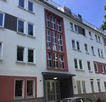 Miet mich - günstig geschnittene 2-Zimmer-Wohnung - Köln Innenstadt