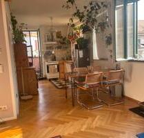 Maisonettewohnnung in Leipzig-Ost gegen Frankfurt am Main
