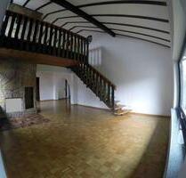 Biete: Wohnung mit Terrasse, Balkon und Empore - Schwäbisch Hall