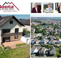 Großes Zweifamilienhaus mit weitläufigen Grundstück - Forst