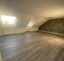Helle 3-Zimmer-Dachgeschosswohnung in Bövinghausen - Dortmund