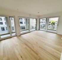 Erstbezug! Luxuriöse 2-Zimmer-Panoramawohnung mit Rundum-Balkon und TG-Stellplatz mit E-Ladesäule - München Aubing-Lochhausen-Langwied