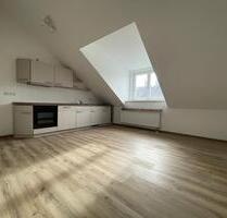 Helle 3 Zimmer Wohnung mit Wohnküche zu vermieten - Hof Altstadt