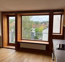 2 ZKB Dachgeschosswohnung mit Balkon in Alt-Saarbrücken
