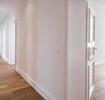 Luxuriöse Altbau-Wohnung 4-ZKBB in Wiesbaden City