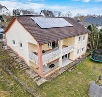 EinfamilienhausZweifamilienhaus mit großem Grundstück - Nassau