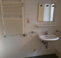 2 Zimmer, Einbauküche, Diele, Bad - Dieblich