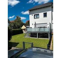 Helle, moderne, großzügige DHH in exzellenter Lage mit Garten - Neuburg an der Donau