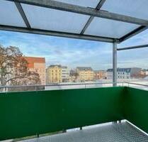 +++ Attraktive Dachgeschoss-Wohnung mit Einbauküche +++ - Plauen