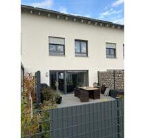 Reihenmittelhaus mit 5 Zimmern, 125 qm, Ergoldsbach ab 1.3.