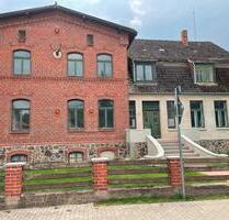 Forsthaus Marnitz - Vermietung 5 hochwertiger Wohnungen - Ruhner Berge