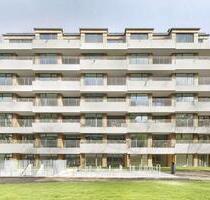 Immergrün - 2 Zimmer mit großem Balkon, Parkett und EBK - Berlin Pankow