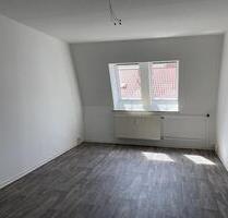 Im Stadtzentrum! - 331,00 EUR Kaltmiete, in Oschersleben (Bode) (PLZ: 39387)
