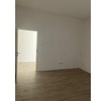 Zwei Zimmer Wohnung - 790,00 EUR Kaltmiete, ca.  68,00 m² in Hameln (PLZ: 31785)