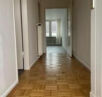 1 Zi. Whg m sep. EBK kernsaniert 300 m bis Limmerstr. - Hannover Linden-Limmer
