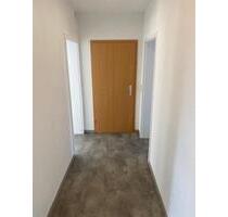 2,5 Zimmer Wohnung mit EBK - 500,00 EUR Kaltmiete, in Staßfurt (PLZ: 39418)