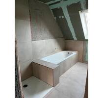 Dachgeschoßwohnung zu vermieten, Neubau Erstbezug - Münster (Hessen)