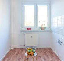 Schöne 4-Raum-Wohnung mit Balkon - Chemnitz Hilbersdorf