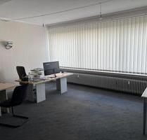 44 qm Büro-Gewerbeeinheit mit Lagerfläche zu vermieten - Horn-Bad Meinberg