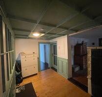 Attraktive 4-Zimmer-Wohnung in historischem Fachwerkhaus - Eibelstadt