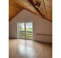 Helle 4-Zimmer-Dachgeschosswohnung in Ihrlerstein