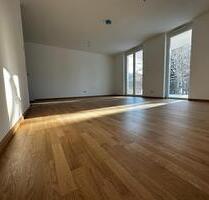 Moderne 4-Zimmer-Wohnung mit Südbalkon & familienfreundlich - Dresden Schönfeld-Weißig