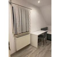 WG-Zimmer ab Dezember 2025 - 500,00 EUR Kaltmiete, ca.  16,00 m² in Leipzig (PLZ: 04129) Nord