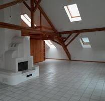 Dachgeschoß - Atelierwohnung - 680,00 EUR Kaltmiete, in Unterreit (PLZ: 83567)