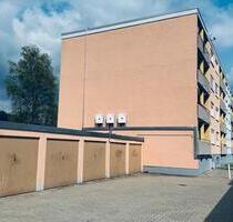 3-Zimmer Wohnung mit Garage - 210.000,00 EUR Kaufpreis, ca.  73,00 m² in Blumberg (PLZ: 78176)