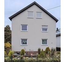Erstbezug - sanierte 4-Zimmer Wohnung mit Garage - Schorndorf