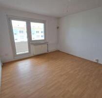 Familienwohnung mit Balkon! - 257,00 EUR Kaltmiete, ca.  56,00 m² in Plauen (PLZ: 08529) Alt Chrieschwitz
