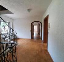 200m², 2 Etagen, Balkon, Sennelager - Paderborn