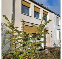 Reihenmittelhaus mit Garten - 1.290,00 EUR Kaltmiete, ca.  120,00 m² in Fürth (PLZ: 90768) Atzenhof