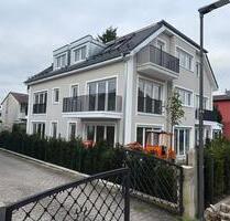 NEUBAU!!! Stilvolle 3-Zi.-Wohnung mit EBK, Garten und TG - München Allach-Untermenzing