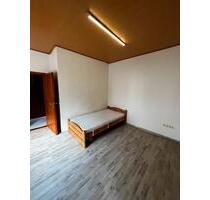 2 Zimmer Wohnung in Varel Zentral 400m Fußweg