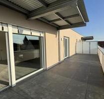 Erstbezug! Exklusive 2,5 Zimmer Penthouse Wohnung mit XL-Terrasse und Einbauküche Whg.21 - Oberndorf am Neckar