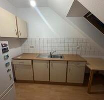 Nachmitte einer WGB Wohnung mitMöbe zum verschenken &verkaufen - Arnstadt