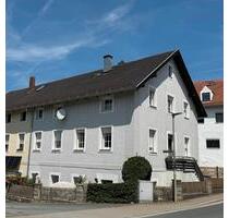 Wohnen mit viel Platz - Mehrgenerationenhaus in Weidenberg!