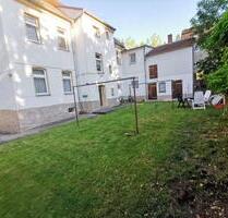 Traumhafte 3-Raum-Wohnung im ersten OG. in Wald- und Seenähe im ersten Monat Mietfrei - Rositz