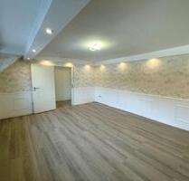 TOP renovierte 3-Zimmer-Wohnung im DG, GARAGE, GARTEN - Illingen