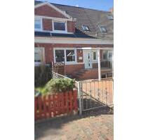 Charmantes Reihenhaus mit Garten, Hochterrasse & Einbauküche - Emden