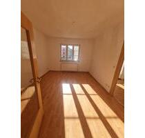 3-Zimmer Erdgeschosswohnung mit Loggia - Magdeburg Leipziger Straße