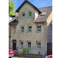 Haus mit Einliegerwohnung - 239.000,00 EUR Kaufpreis, ca.  172,00 m² in Königslutter am Elm (PLZ: 38154)