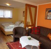 3 Zi. Wohnung Zentr. Saalfeld möbl.unmöbl. Kurzzeitmiete möglich - Saalfeld (Saale)