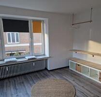 Sanierte 1 ZKB, 1. OG, 30m², Sat Kabel, möbliert!! *Soldat* - Wilhelmshaven Heppens