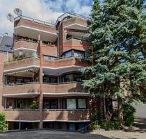 Von Privat, provisionsfreie Sonnige 2-ZKDB- Wohnung m. Süd-Balkon - Krefeld