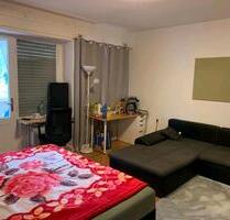 Ein schönes Zimmer in einer Frauen WG in Bonn. Top Lage !!