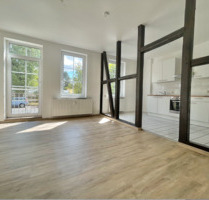 AB SOFORT-NÄHE AMEOS! 2-Raum-Erdgeschoss-Wohnung mit Einbauküche, Stellplatz extra! - Halberstadt