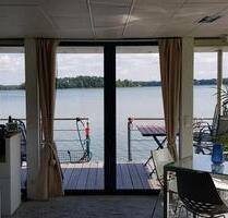 FESTLIEGENDES Hausboot Rheinsberg - noch Termine frei !!